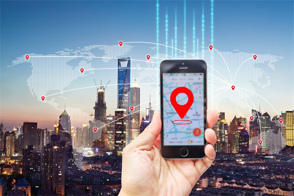 如何通过战略规划咨询精准定位企业市场方向？