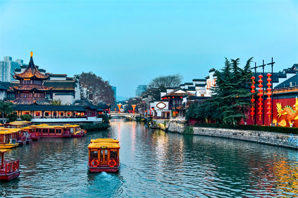 产线浪费严重、效率低下，南京精益生产咨询公司如何实现降本增效？