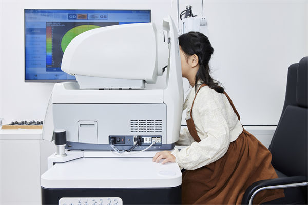 制造业管理：电子产品“防蓝光”功能真能护眼吗？