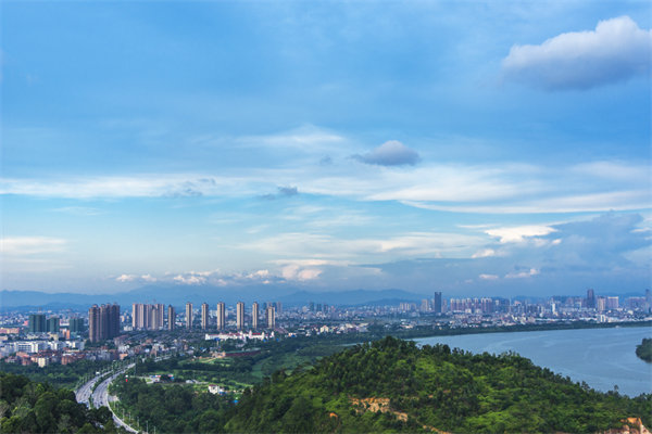 薪酬发得多却留不住人，团队怨声载道，惠州薪酬咨询公司能解吗？