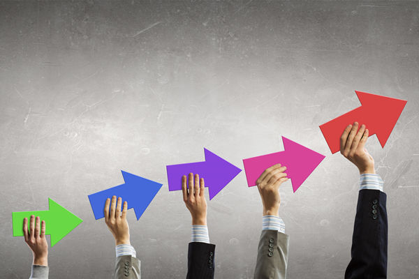 哪个年度经营计划咨询公司最实战，能拆解目标到岗位落地执行？